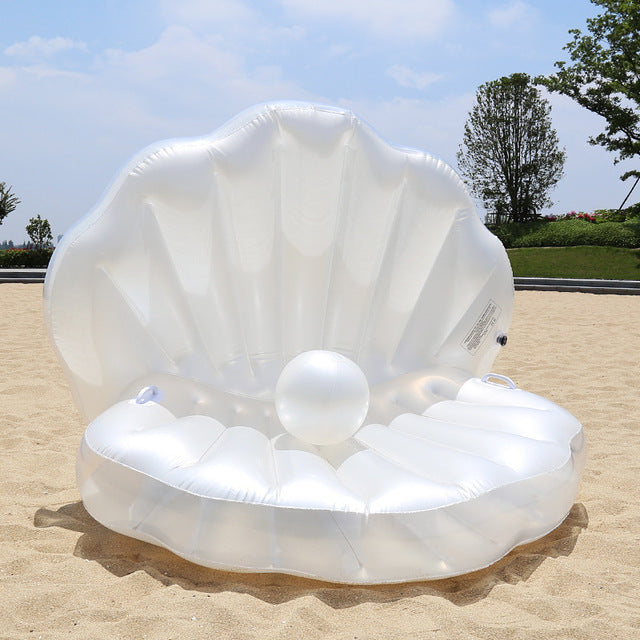 A Large Pearl Scallop Floatie - Adult Pool Float